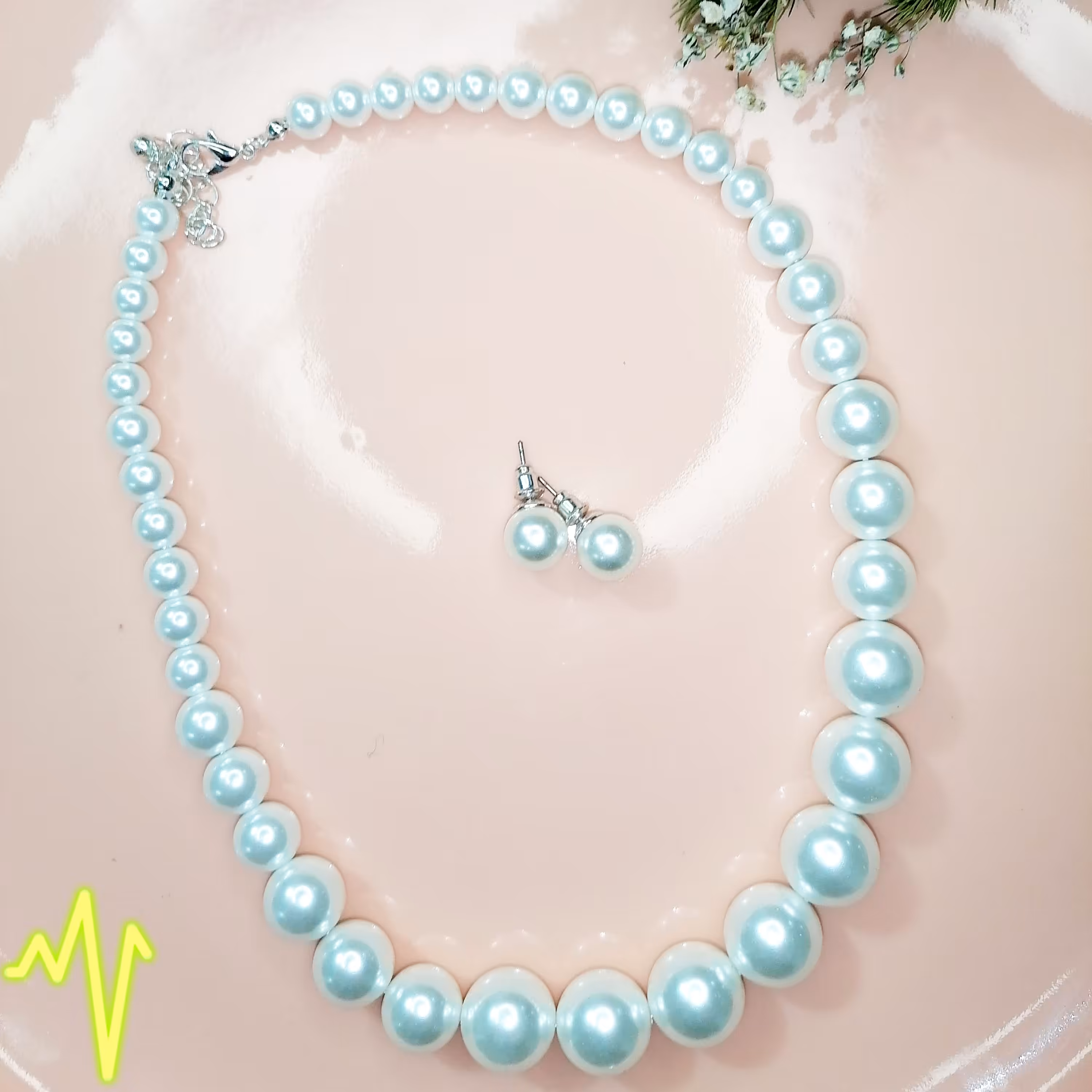 نیم ست گردنبندوگوشواره مرواریدی جذاب و ارزان قیمت 