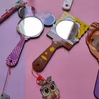 آیینه دسته دار چوبی