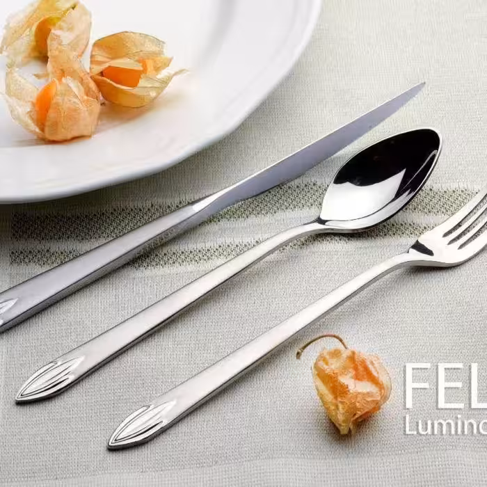 سرویس قاشق چنگال 30 پارچهnikolasساخت چین با کنسول چوبی