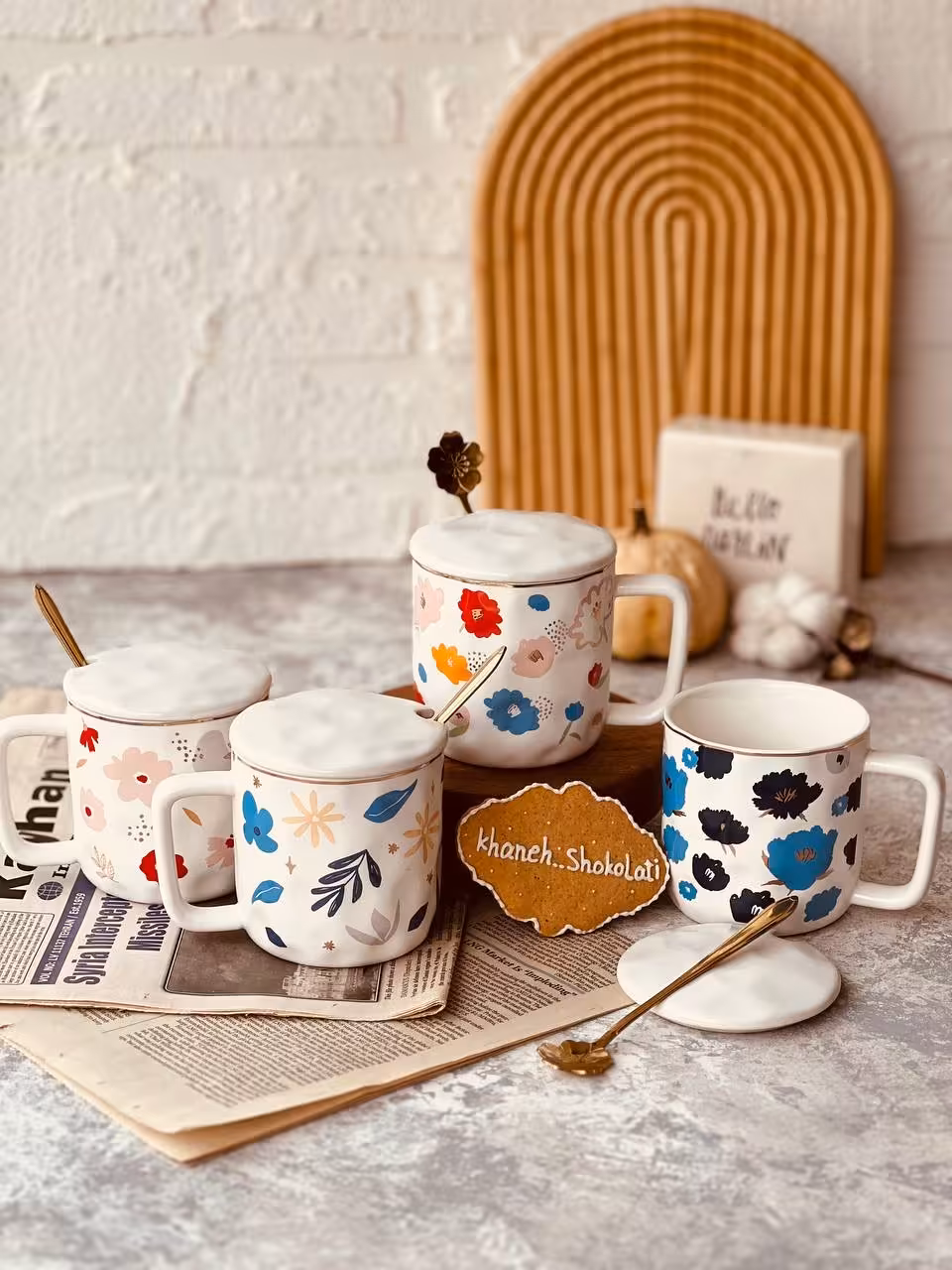 ماگ گل گلی درب دار کد0050