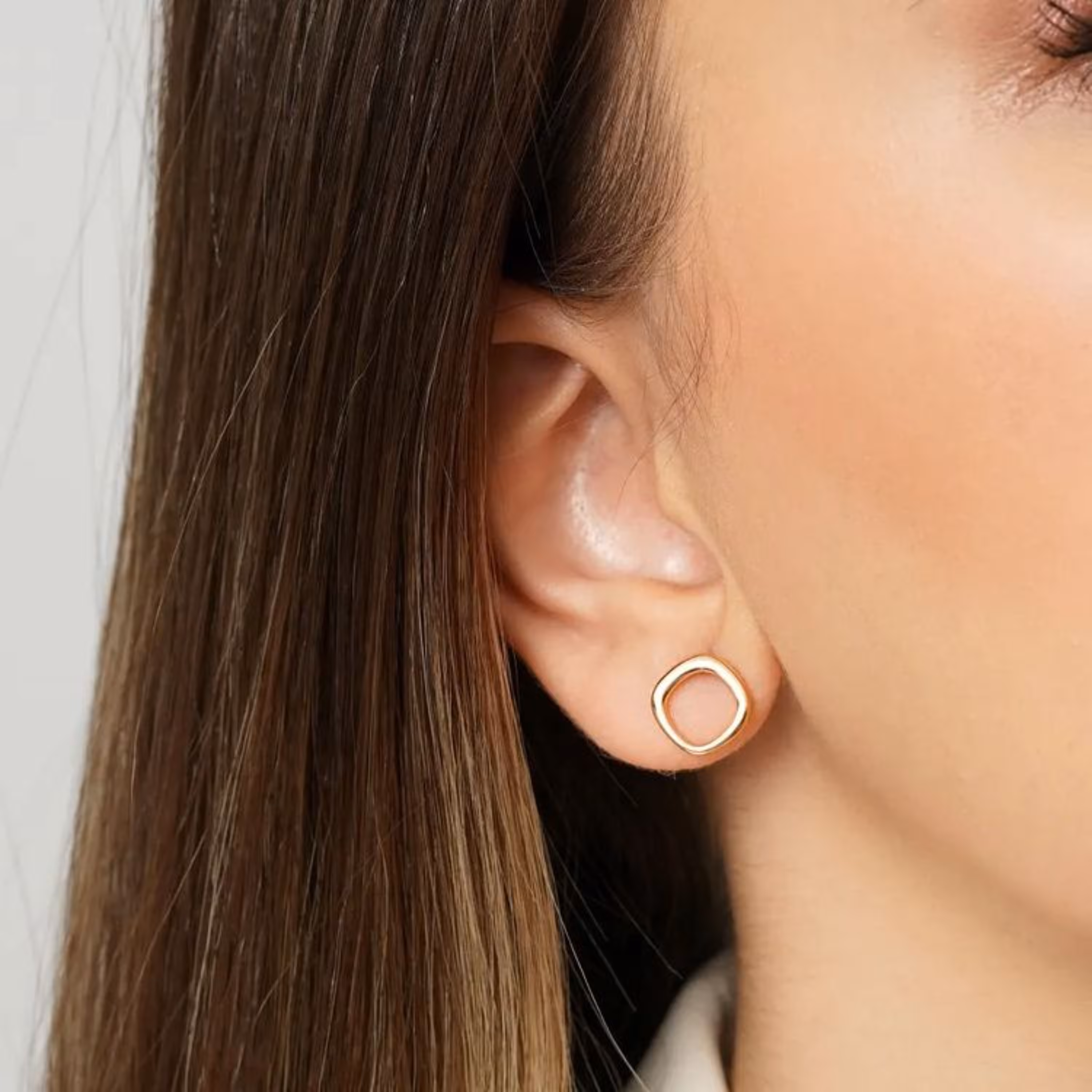 گوشواره میخی ژوپینگ با آبکاری طلا