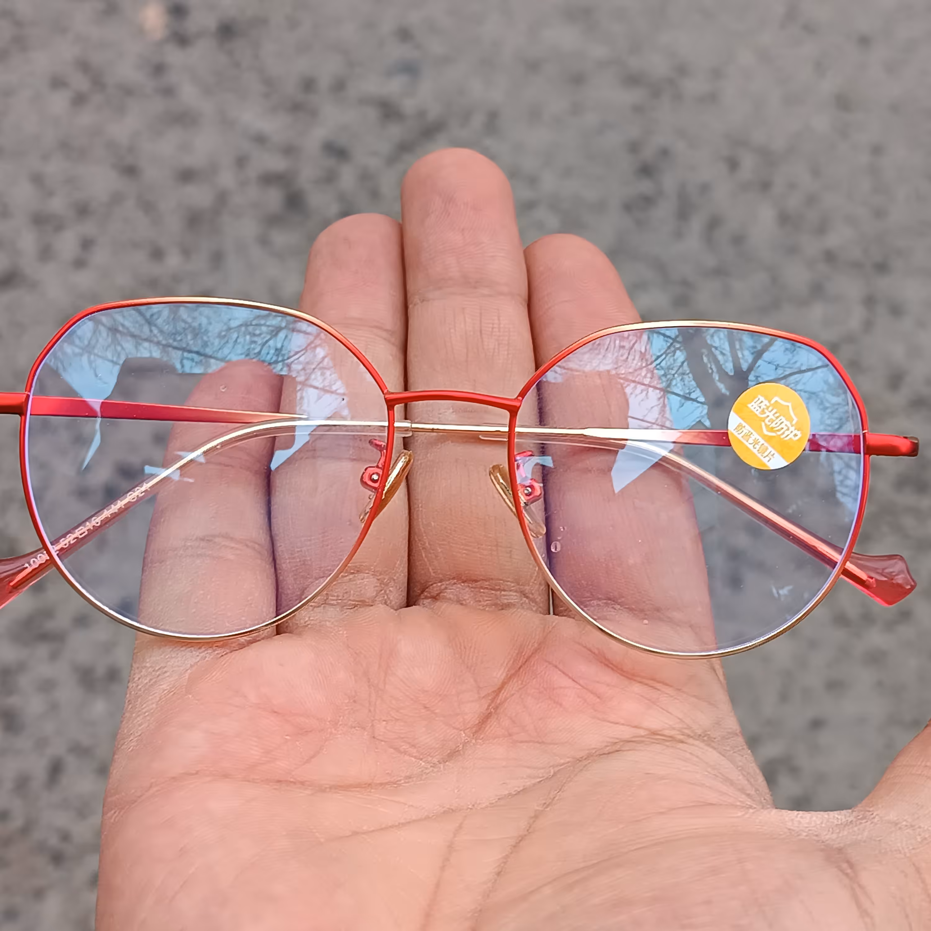 عینک طبی زنانه  دخترانه چند ضلعی  فلزی فرم هایلایت دو رنگ قرمز ترکیبی کیفیت عالی 