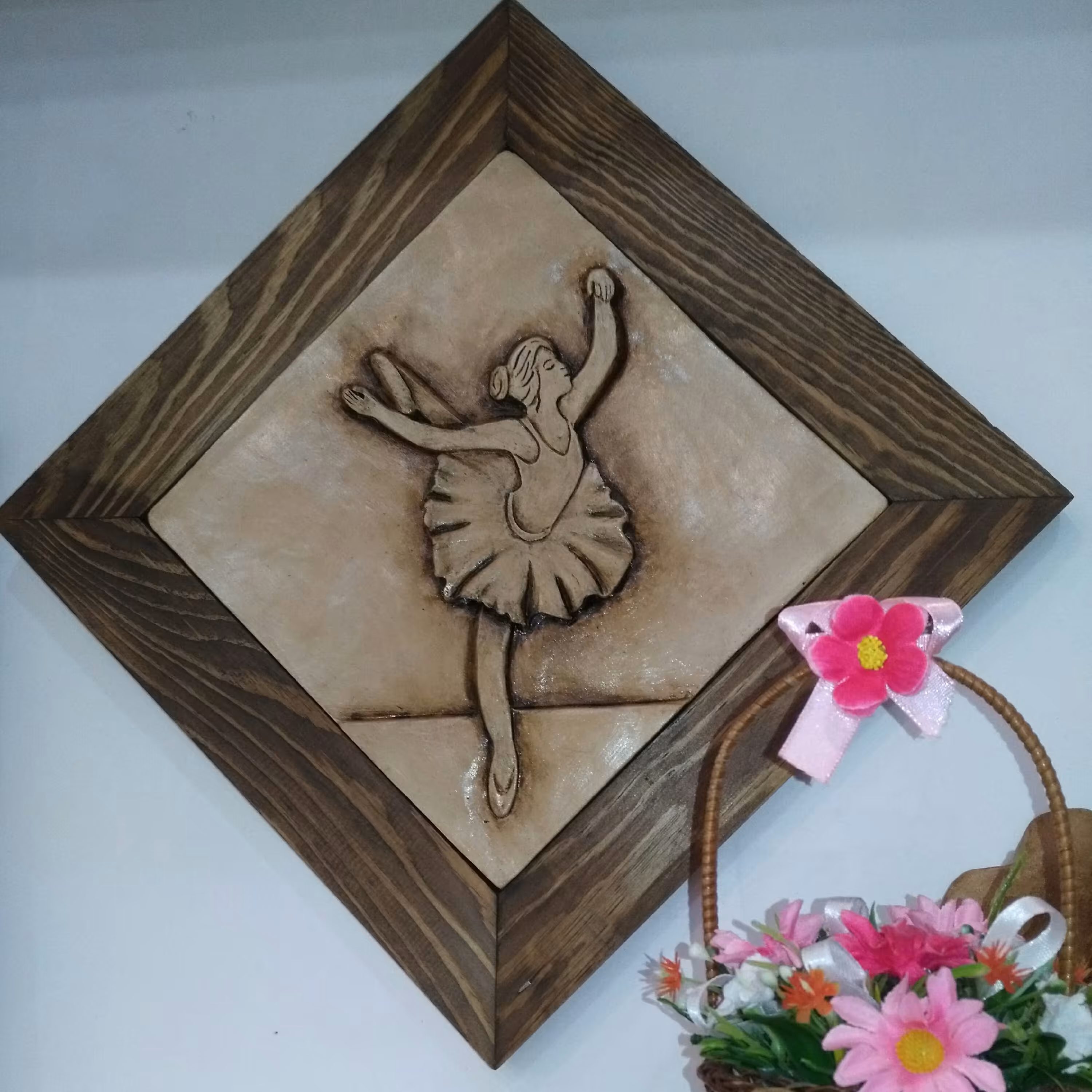 تابلو سفال رقص بالرین