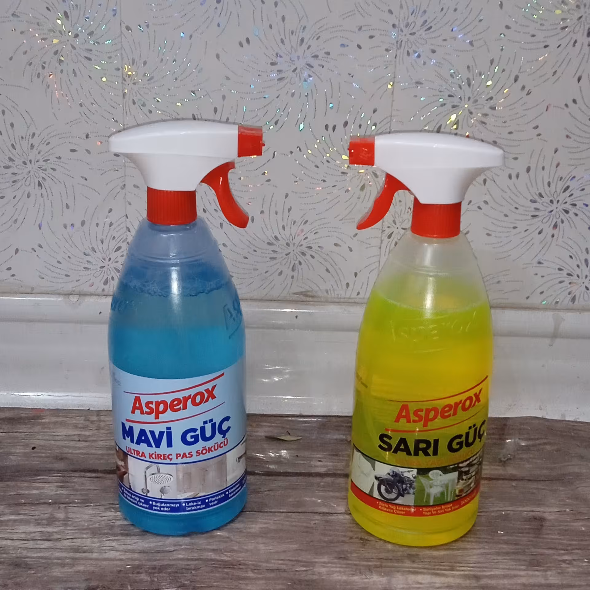 مایع تمیز کننده 