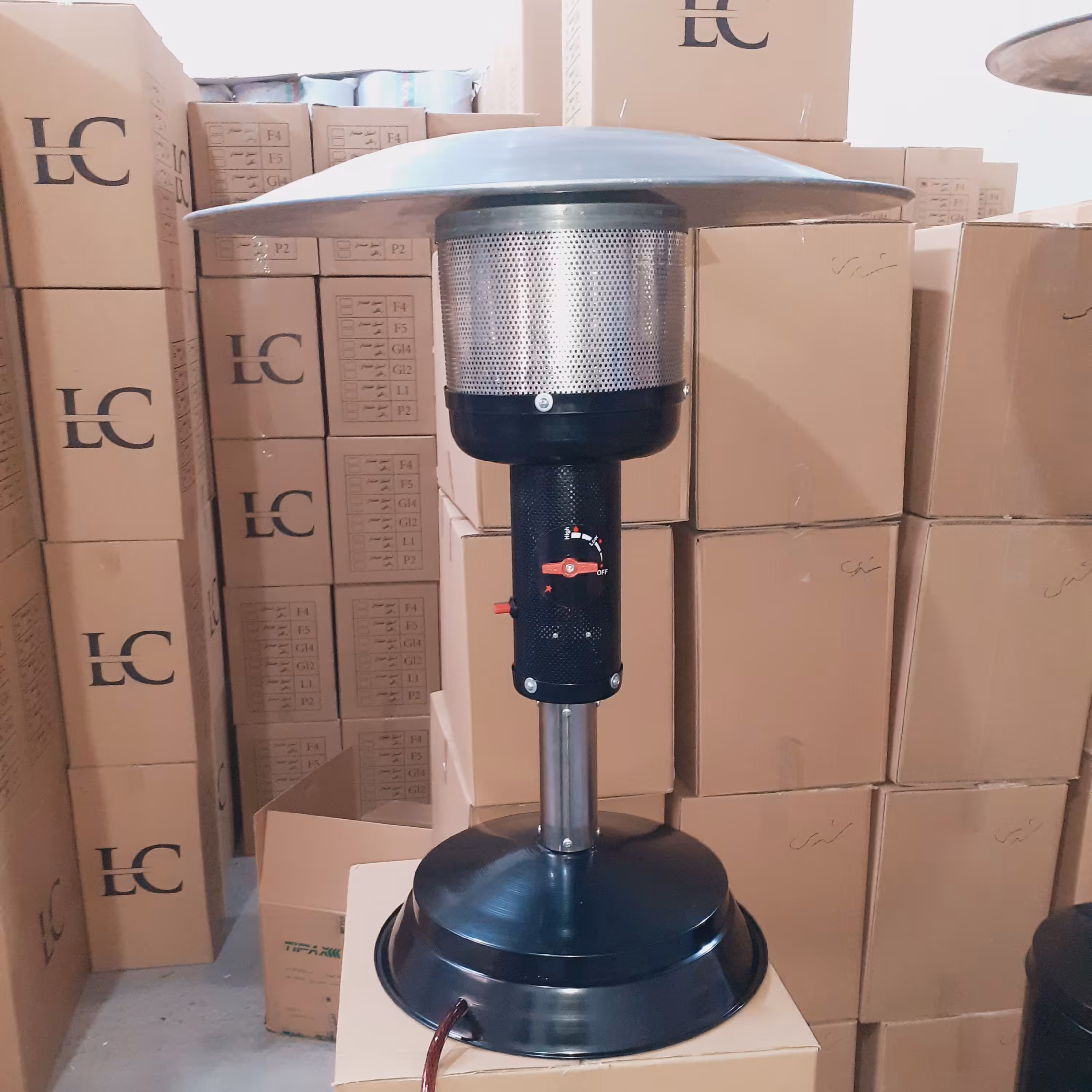 هیترقارچی رومیزی مناسب رستورانها ویلا و هتلها با گرمایش تاشعاع سه متر  