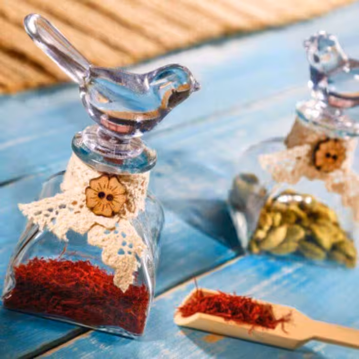 شیشه زعفران و هل طرح پرنده