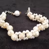 دستبند مرواریدی