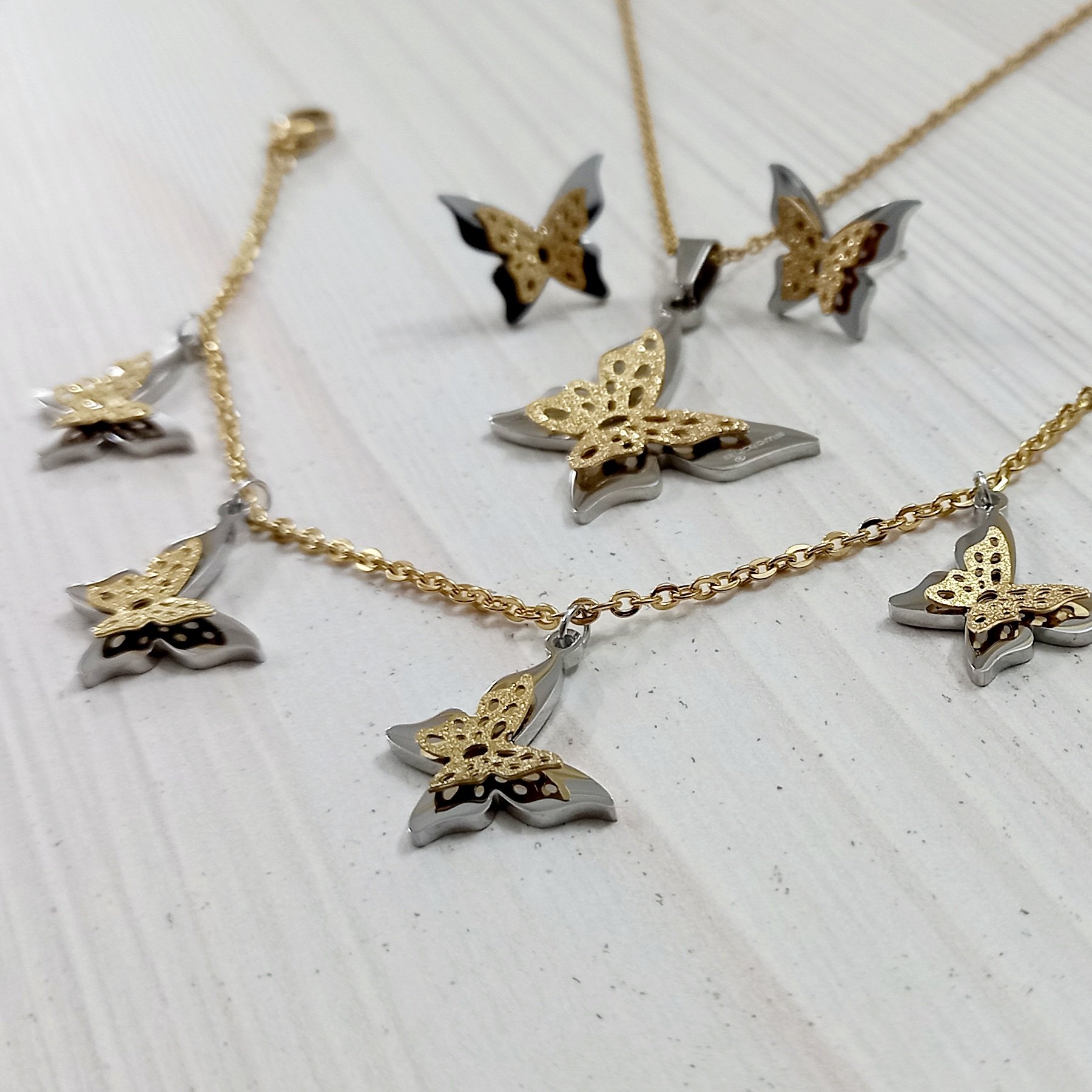 سرویس پروانه سه بعدی دورنگ