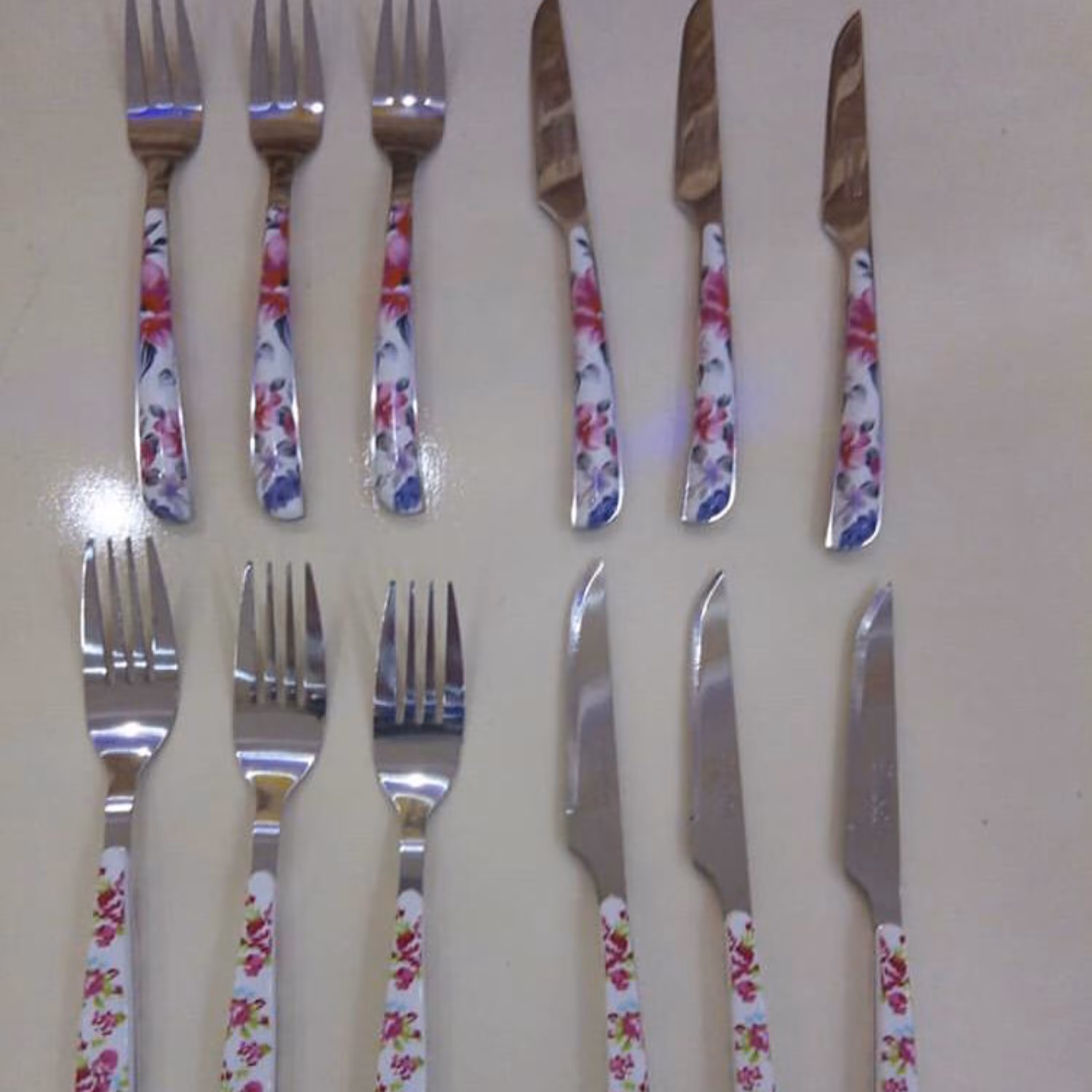 ست 12 تکه چاقو چنگال