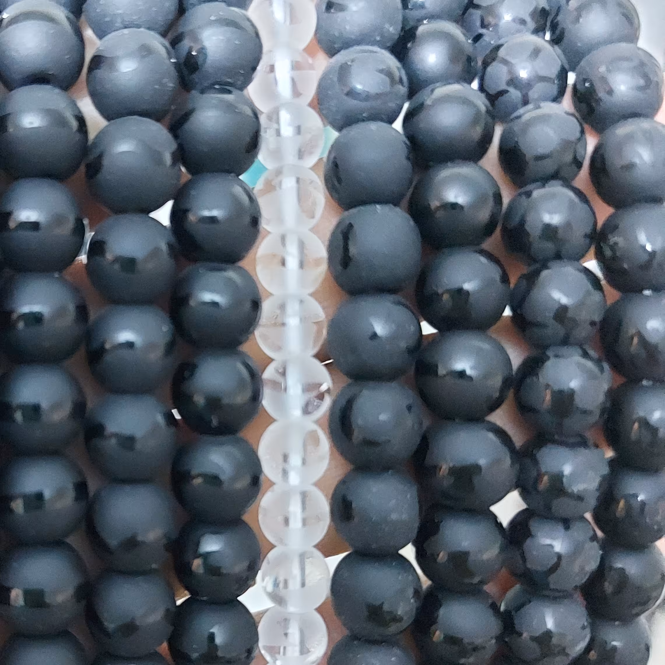 انیکس مشکی مات سایز هشت میل حکاکی شده بصورت ریسه ای 