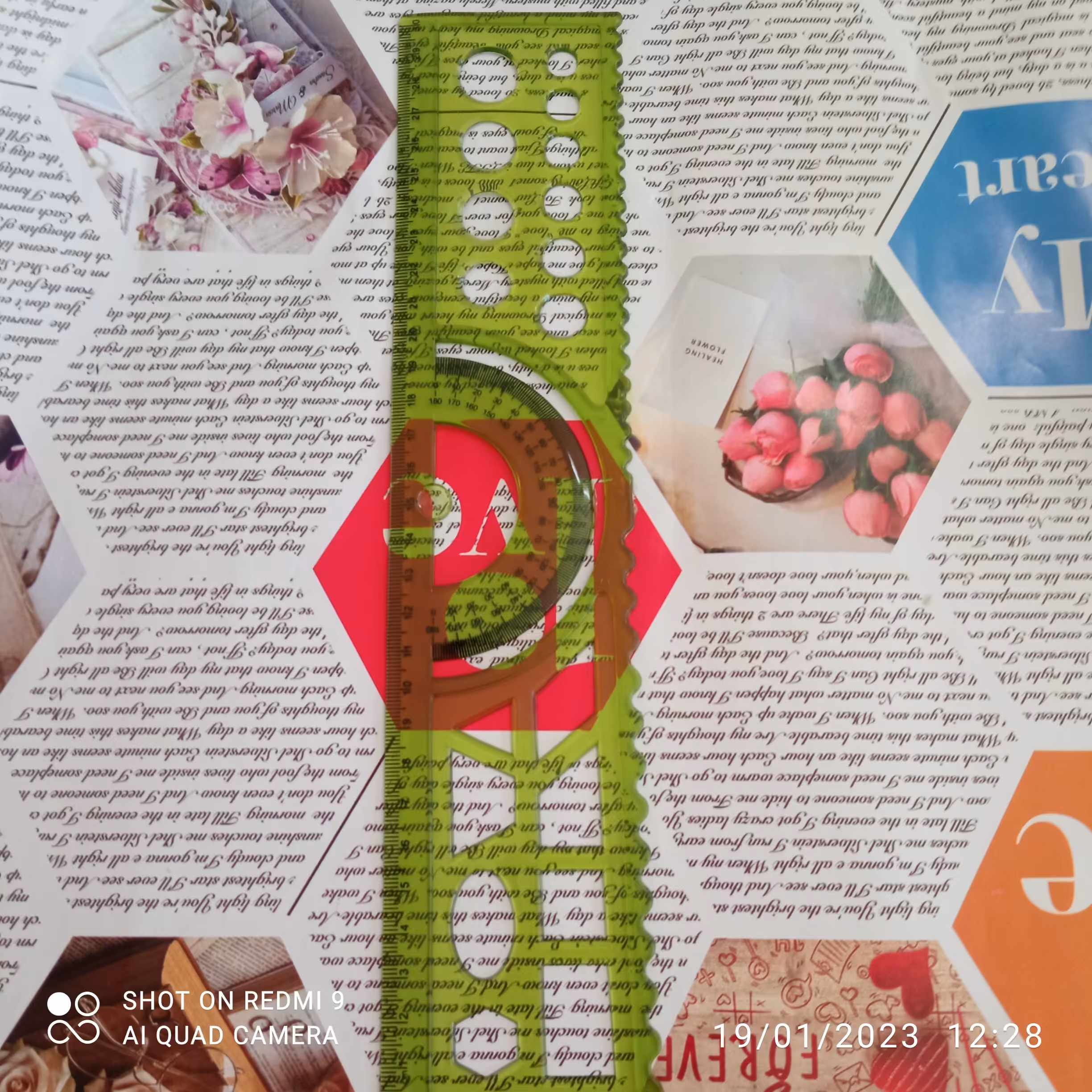 خط کش شابلون دار 