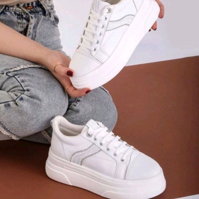 کتانی زنانه