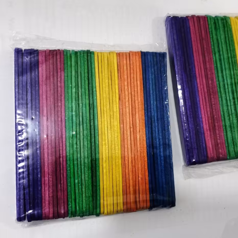 چوب بستنی رنگی 