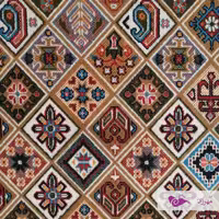 گلیم ماشینی 4 متری ( یک و نیم در دو و بیست و پنج ) طرح محراب بژ