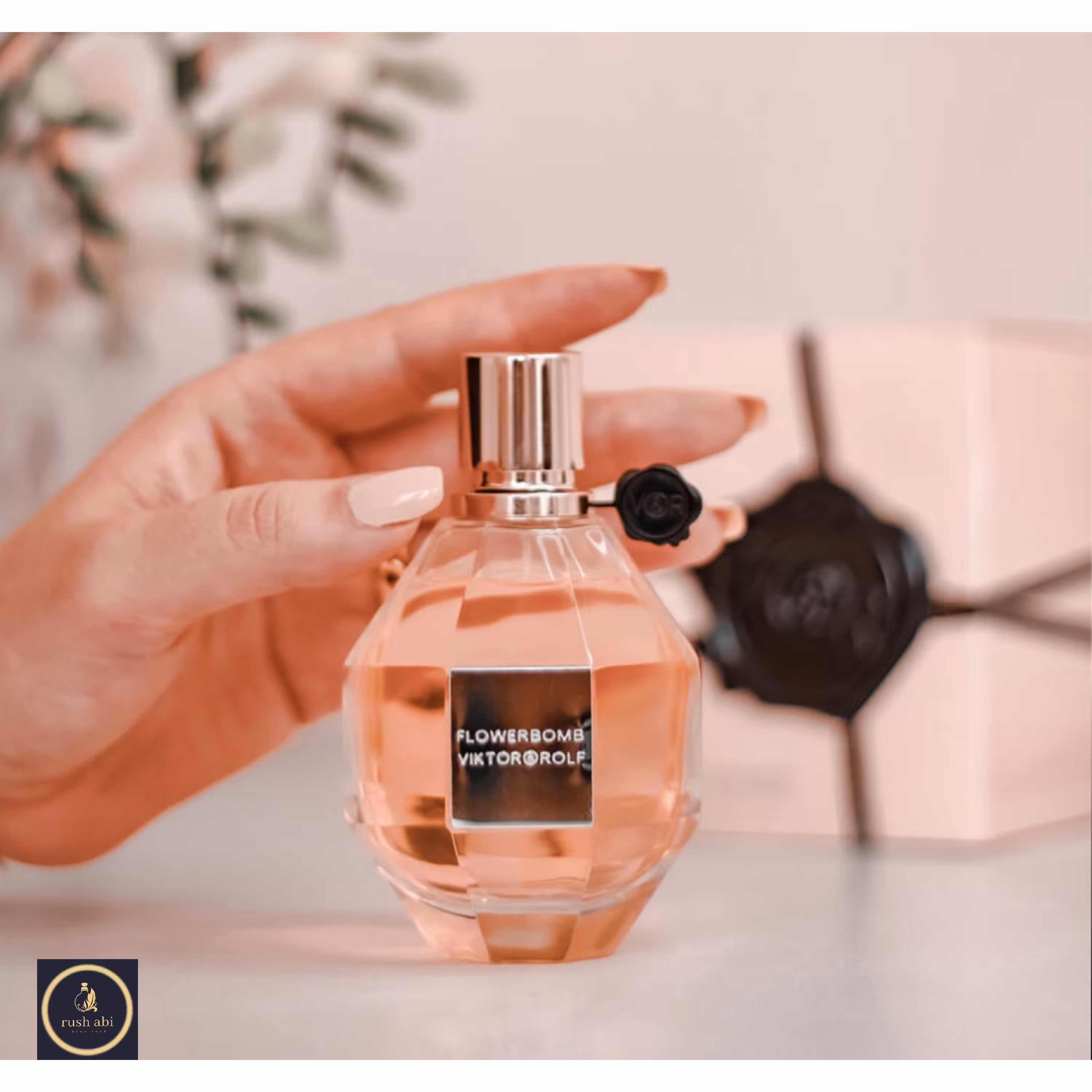 عطر فلاوربمب زنانه 30 میل اسپری شیشه ای