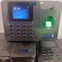 دستگاه حضور و غیاب اثر انگشتی wifi دار