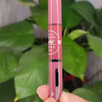 رژلب و برق لب دوطرفه کاریته مات و مخملی شماره 7