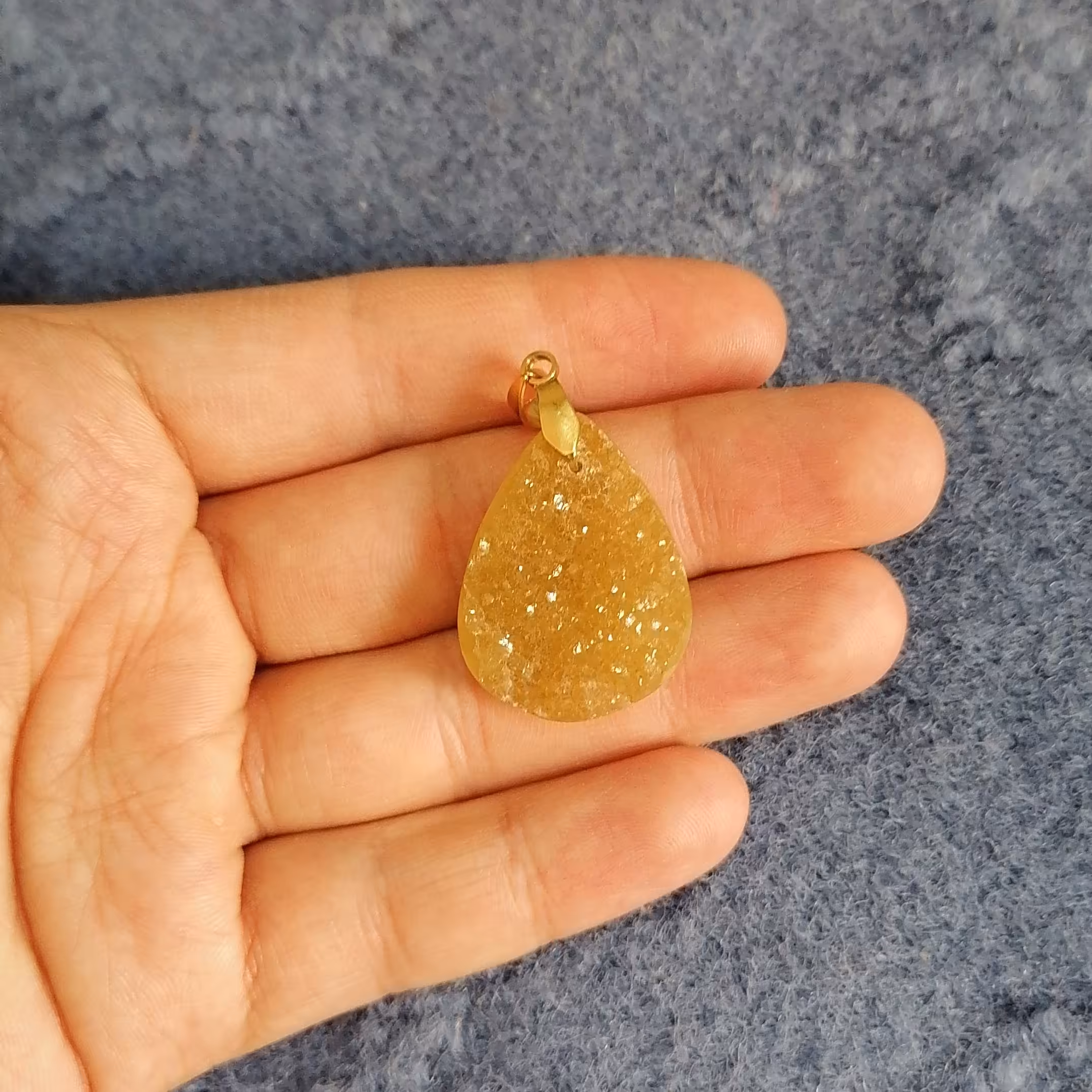 آویز کلسیت معدنی زرد