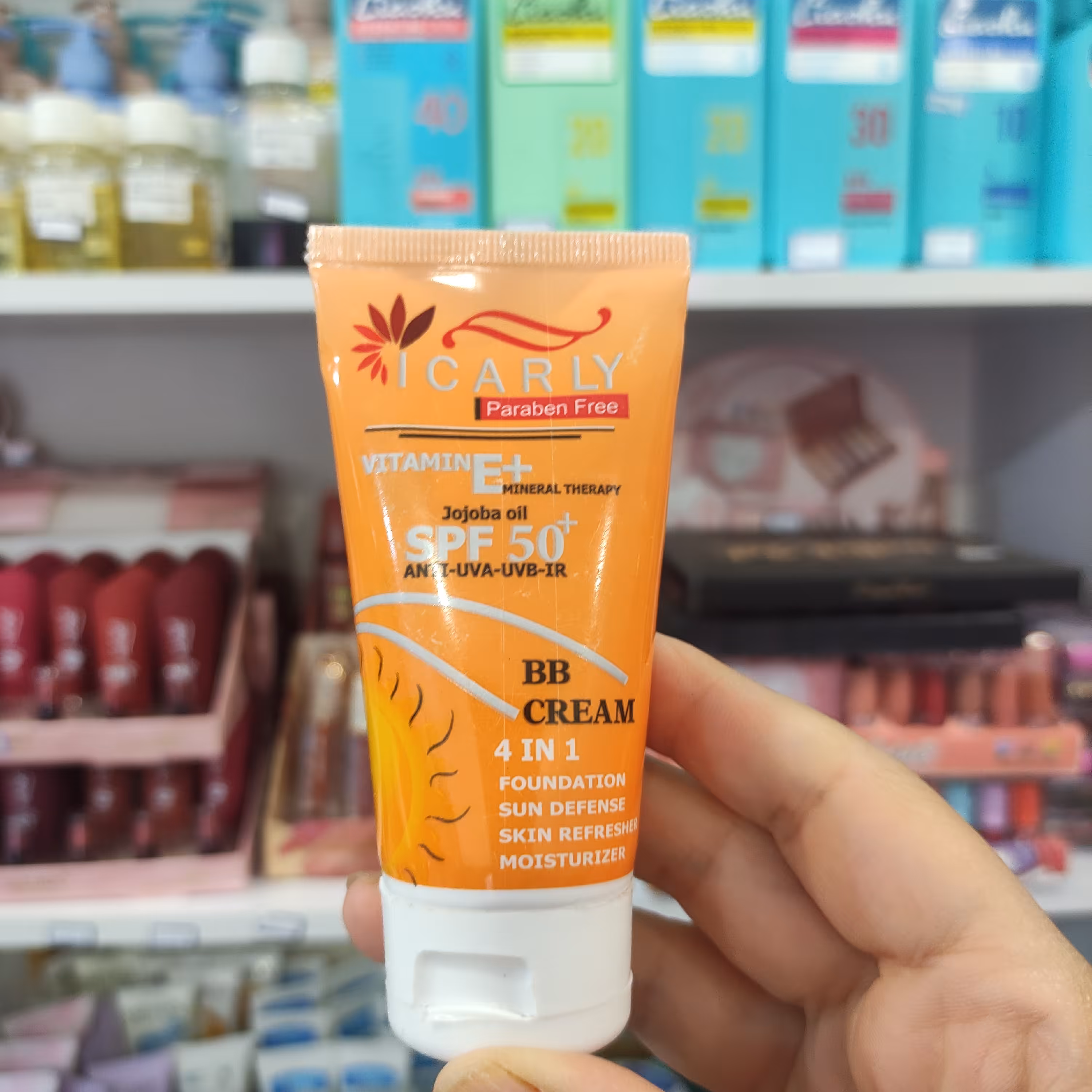 بی بی کرم 4کاره آی کارلی ضدآفتاب آی کارلی با spf50