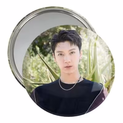 آینه جیبی خندالو مدل تن گروه ان سی تی NCT کد 21847