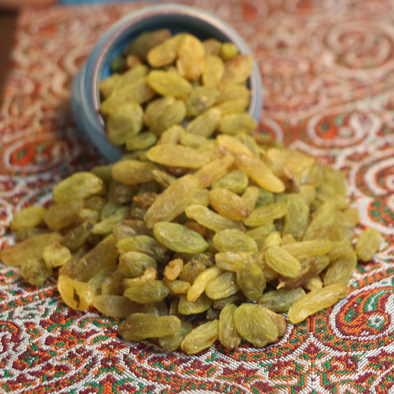 کشمش سبز تازه 1000گرمی ولی عصر