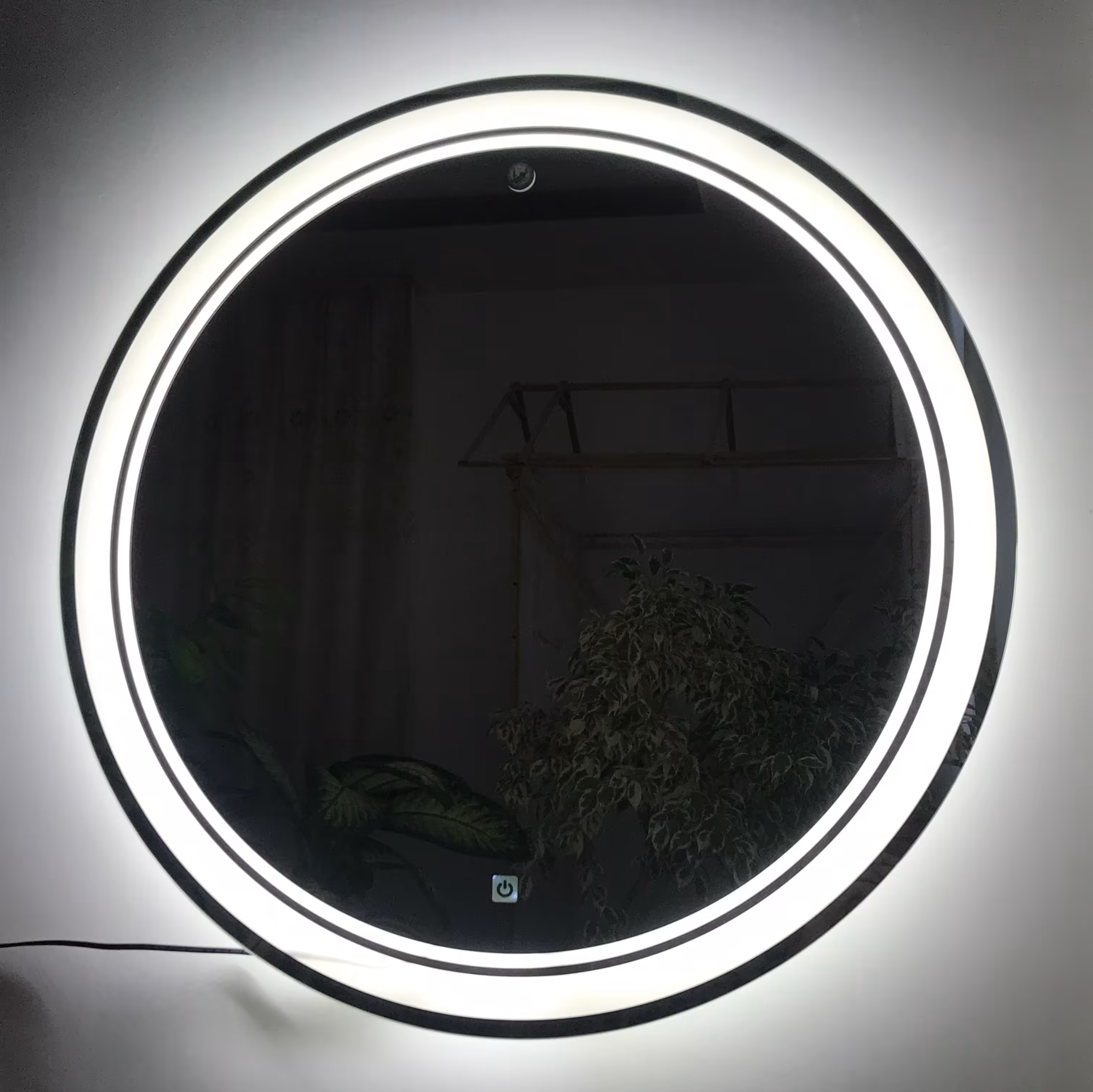 آینه بک لایت  نورا . طرح ماهور . مجهز به سنسور لمسی 12 ولت . قطر 60 سانت