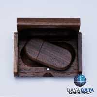 فلش مموری  دایا دیتا  ست لوکس  چوبی مدل WO1000-63  ظرفیت128GB -USB2 رنگ گردویی