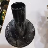 پایه پرچم فلزی (جهت نصب پرچم در خیابان ارتفاع پایه حدود 10 سانت)