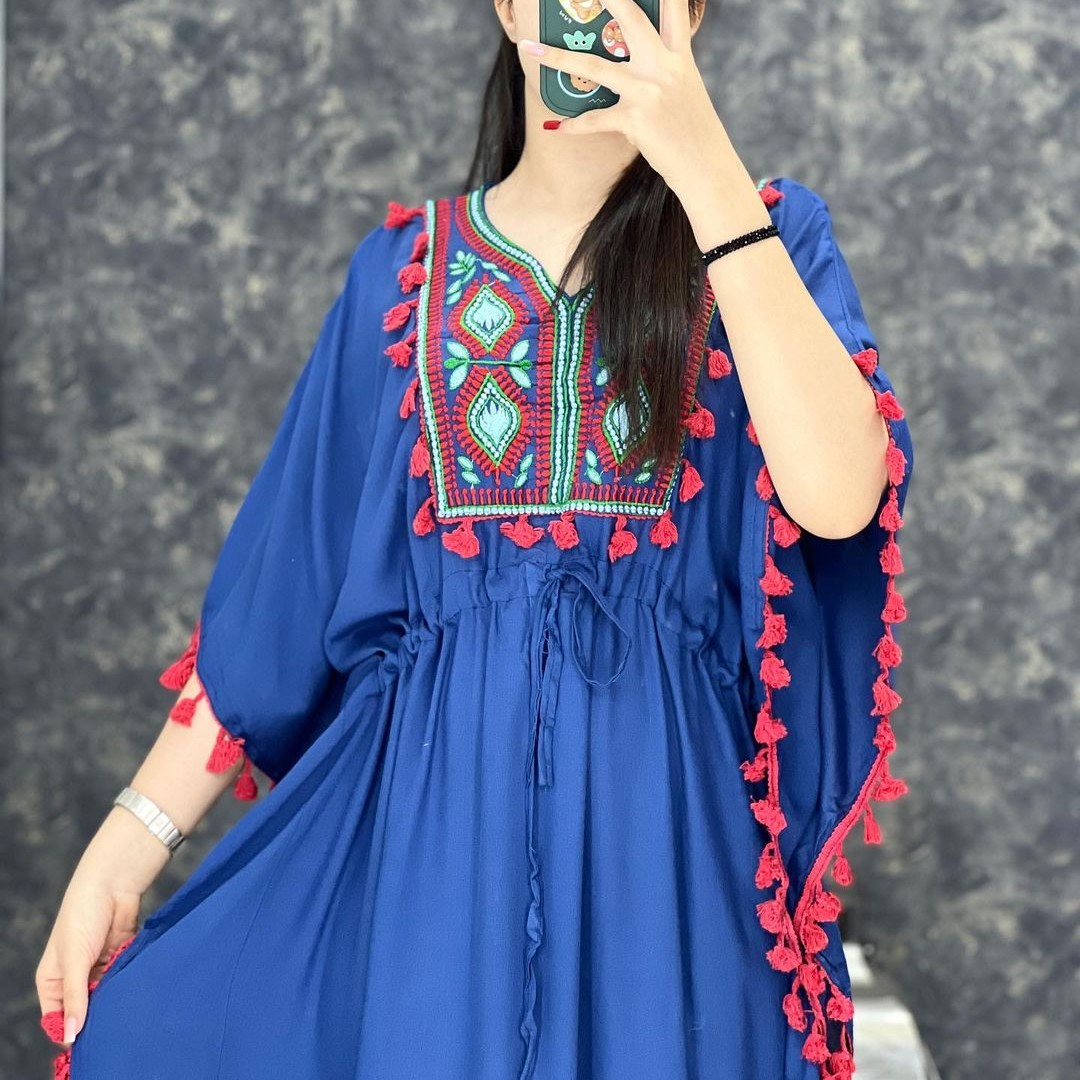 ساحلی نخی گلدوزی شده