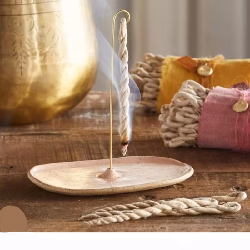 عود ریسه ای دست ساز منطقه ی هیمالیا و تبت،  بسته 24 تایی، به همراه آویز فلزی رایگان