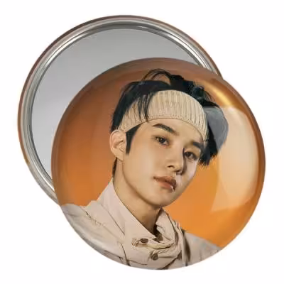 آینه جیبی خندالو مدل جونگ وو گروه ان سی تی NCT کد 21821