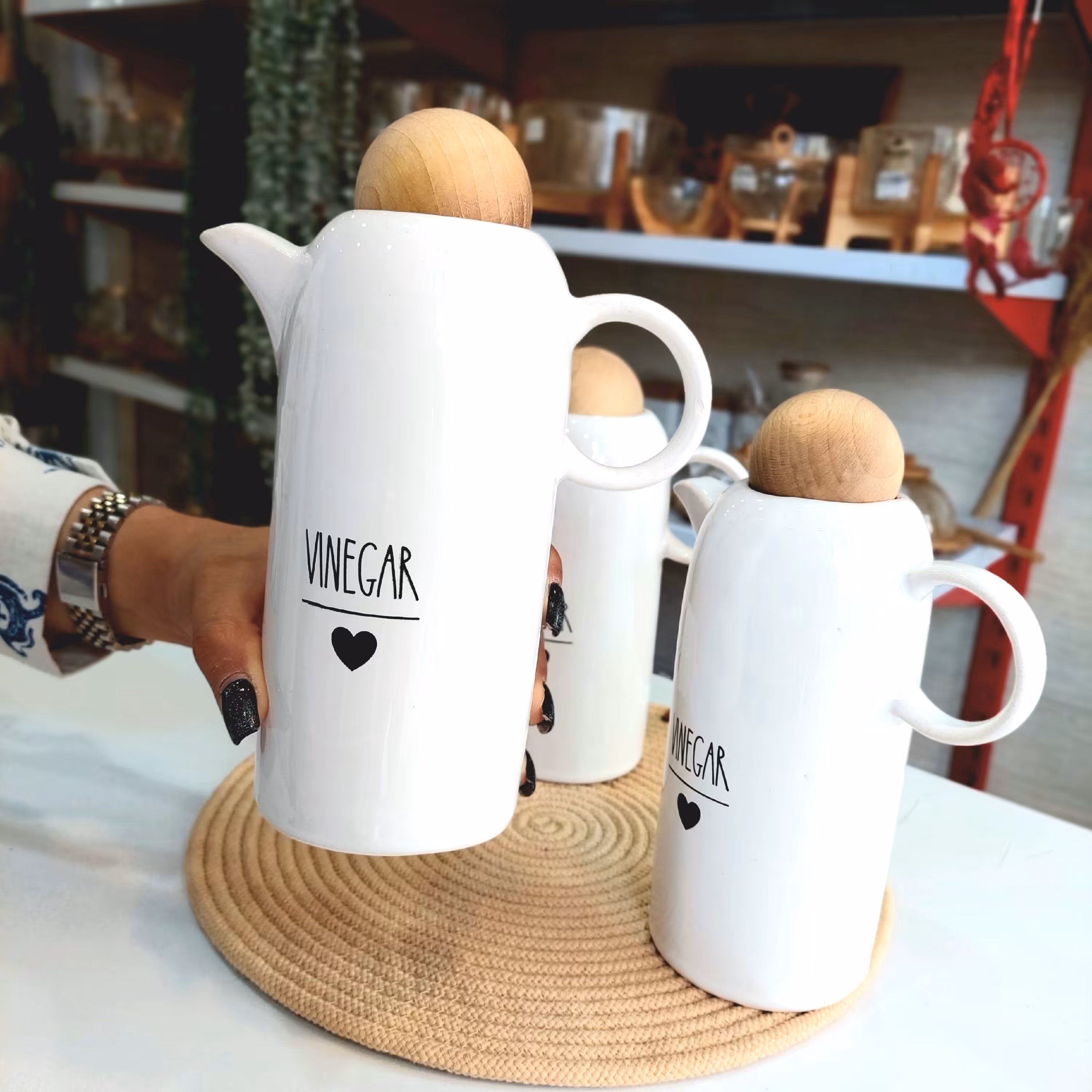 جا روغنی سرامیکی تکست نوشته لاتین درب چوبی مدل توپی 