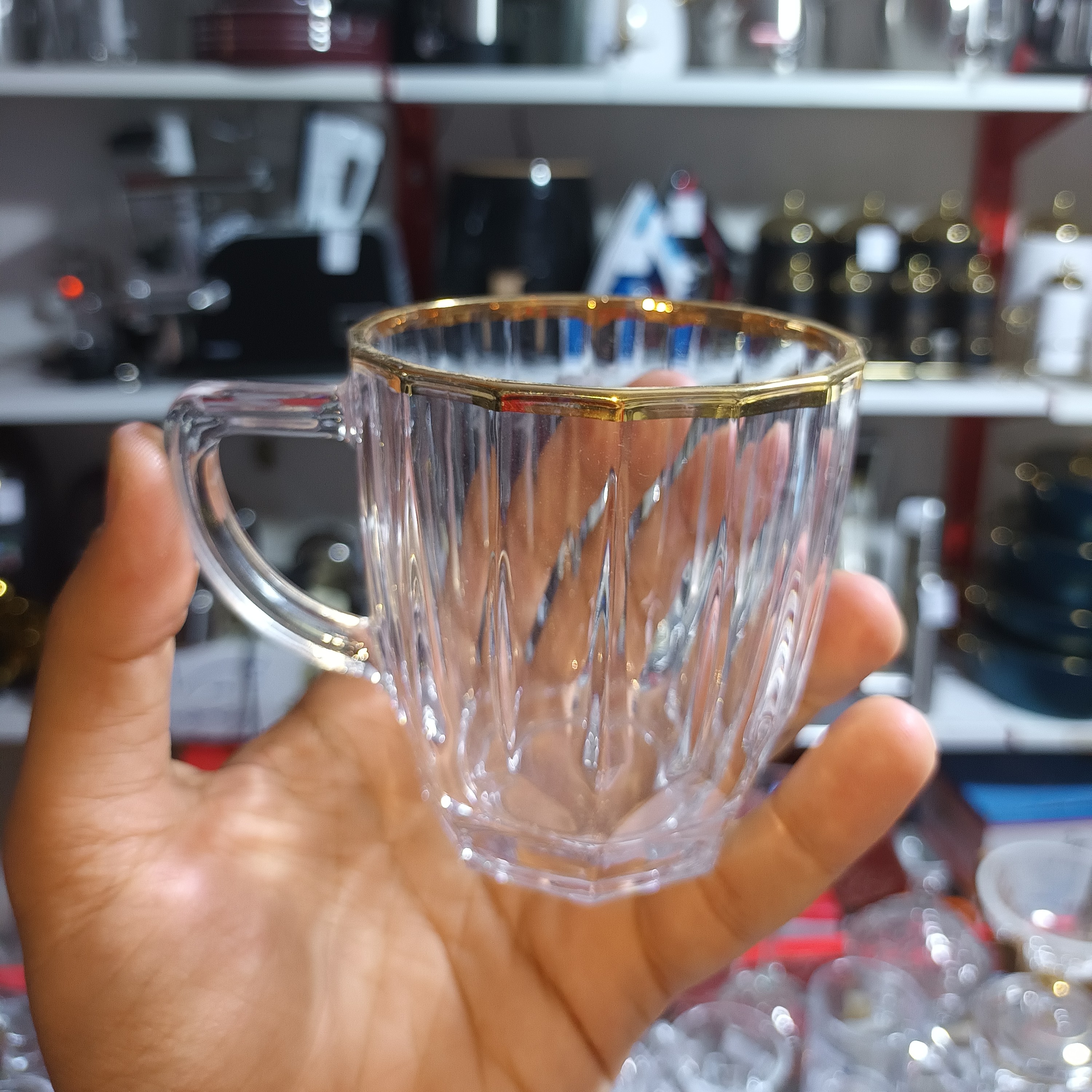 استکان لب طلا