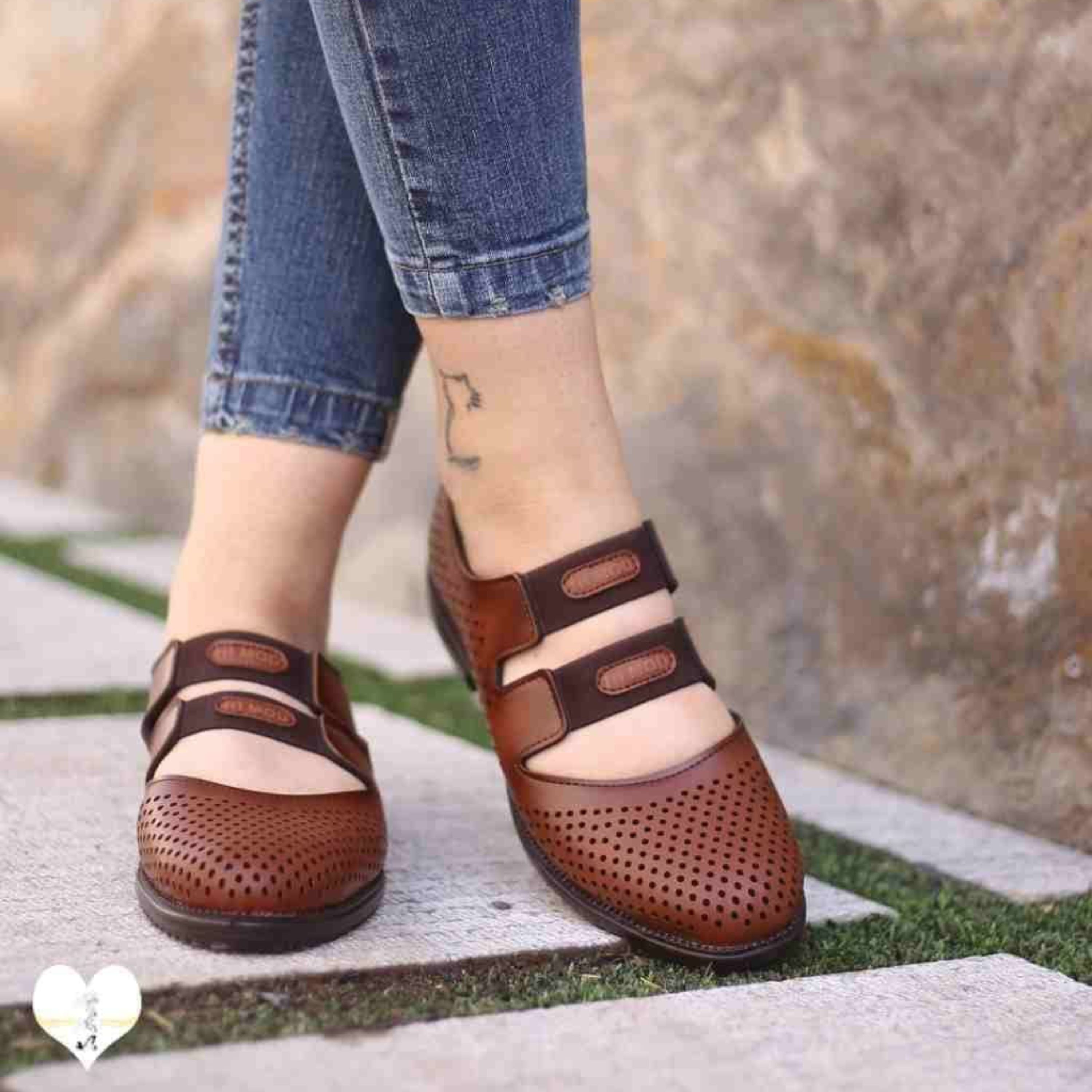 کفش زنانه طبی راحتی مدل الینا