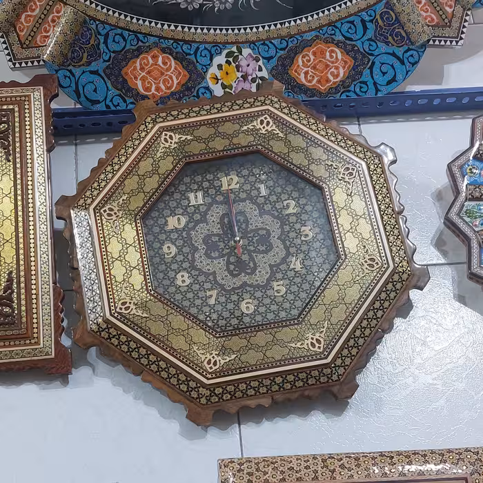 ساعت 8گوش خاتم کاری با صفحه ساعت تمام خاتم