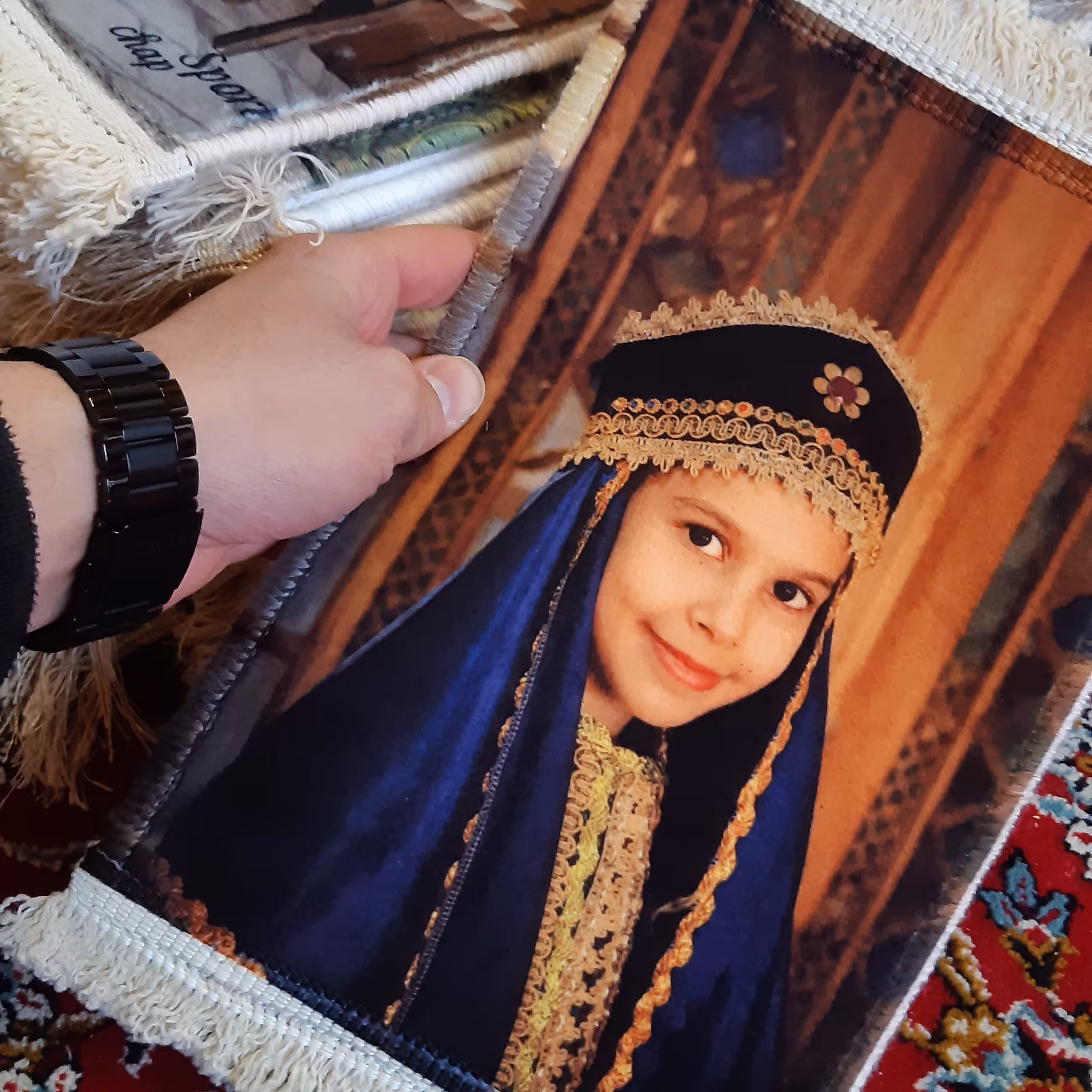 قالیچه هزارشانه با عکس یا طرح های دلخواه شما مناسب هدیه شخصی و تبلیغاتی