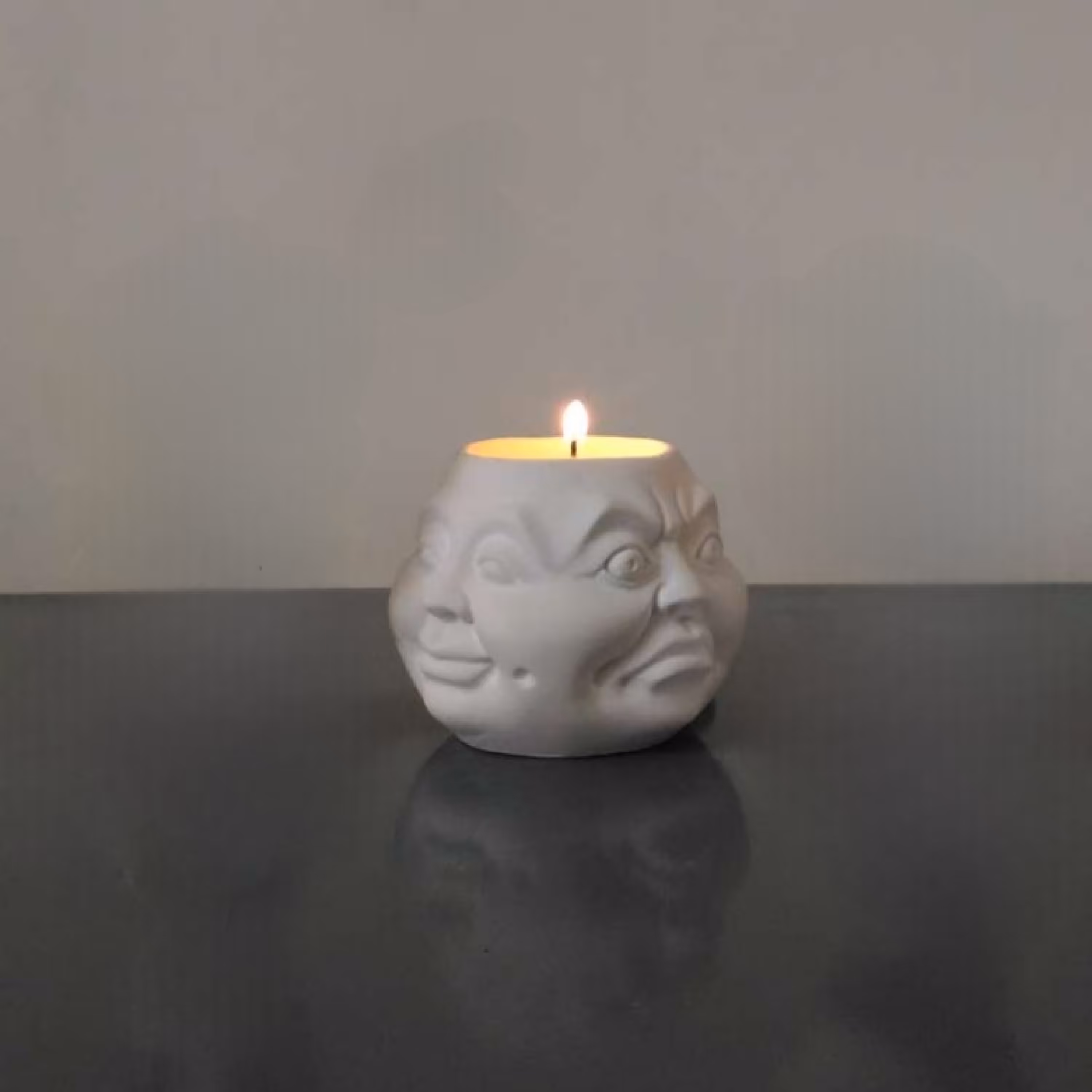 جاشمعی چهار چهره سنگی