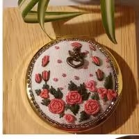 آینه دوطرفه گلدوزی شده با دست هدیه مناسب برای عزیزانتون وخاص پسندان