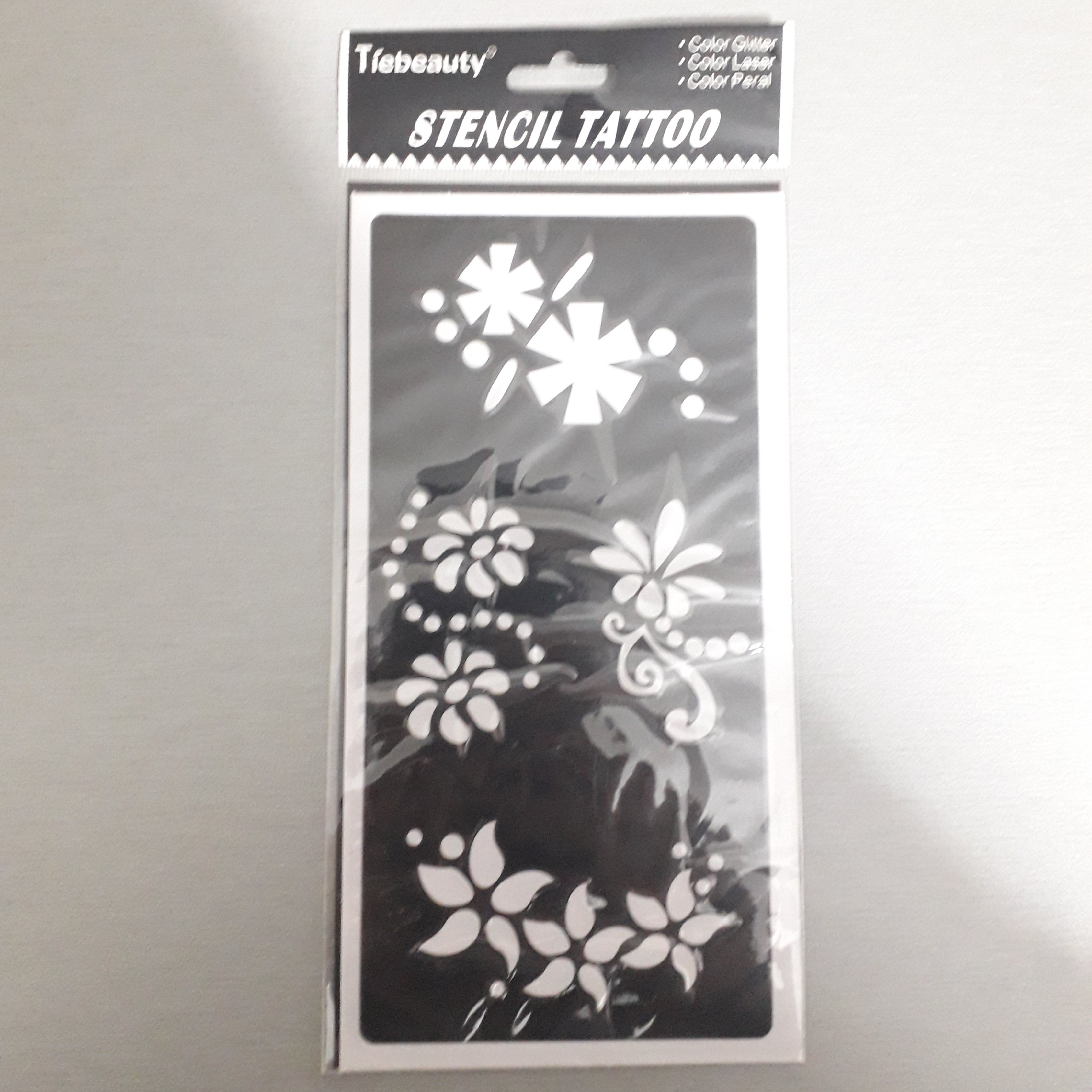 *تاتو موقت بدن*