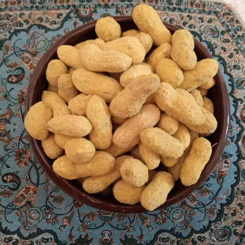 بادام زمینی غلاف دار ( بوداده)
