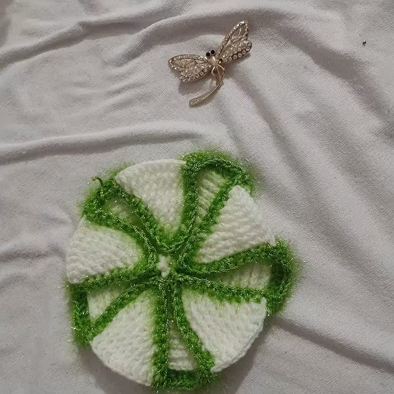 دستگیره بافتنی با طرح خاص در رنگبندی های متنوع