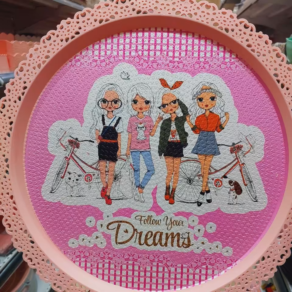 سینی گرد سایز  بزرگ،رنگبندی متنوع،سایزهای کوچکتر هم موجود است لطفا قبل ازسفارش موجودی بگیرید 