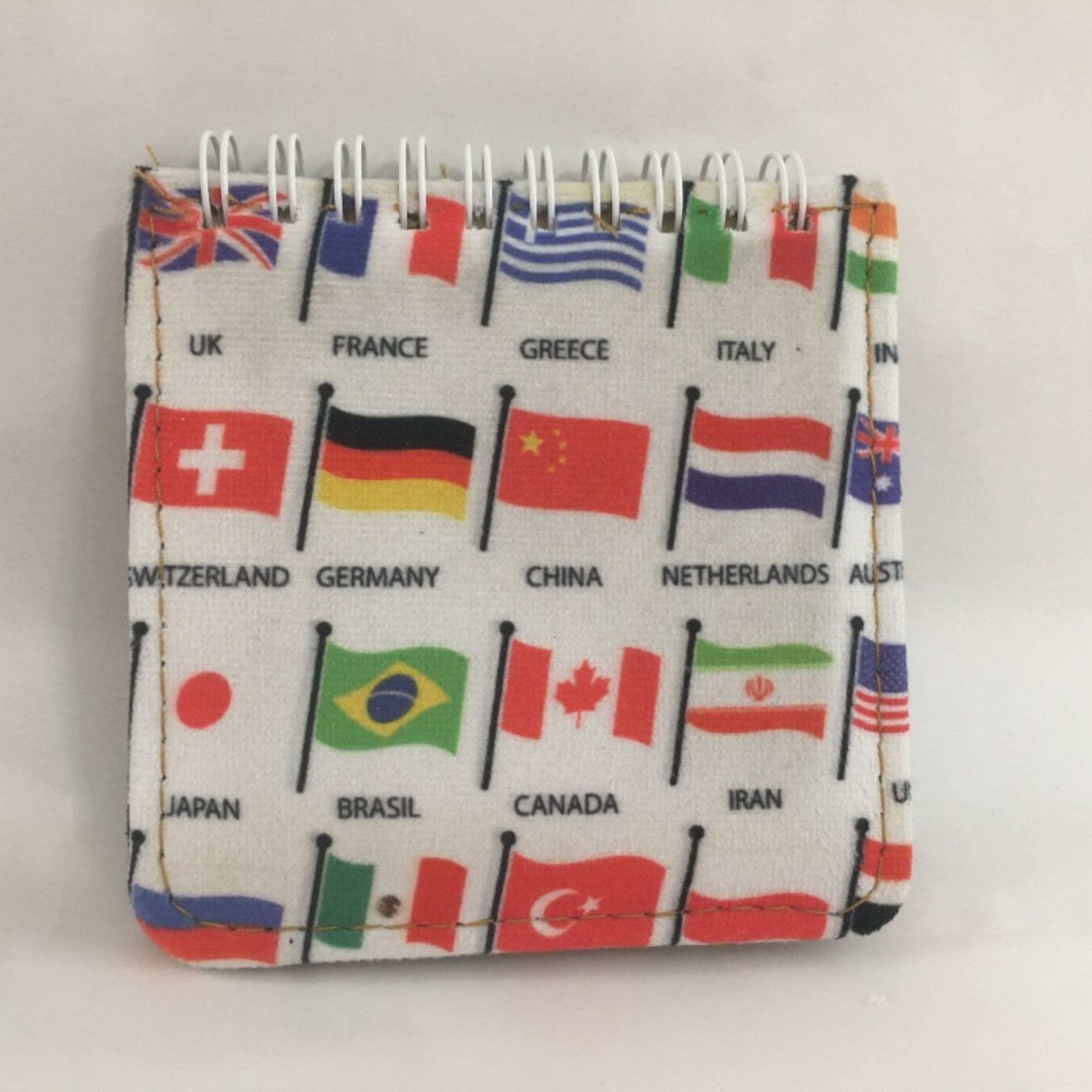 دفتر پارچه ای طرح پرچم سایز 10 در 10 با 80 برگ بدون خط
