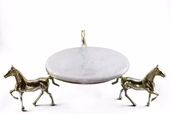 استند اسب یورتمه برنجی کد AM9