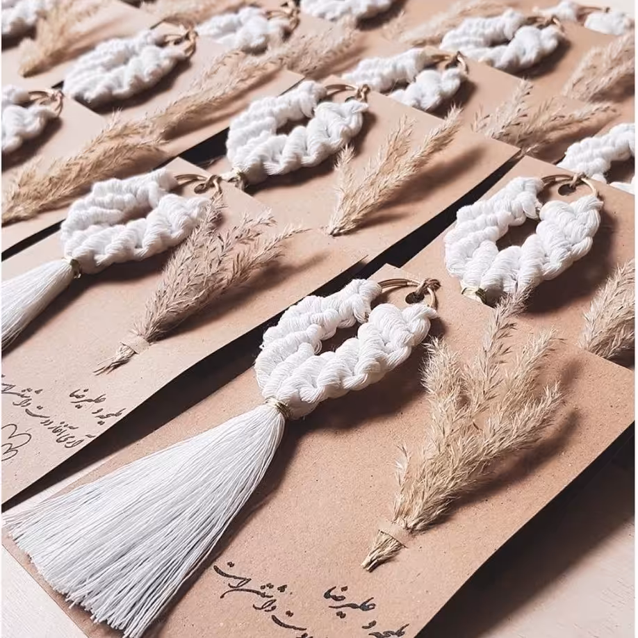 گیفت عروسی  و تولد  ،مکرومه و شیشه ای  ،با عکس و نوشته دلخواه شما 