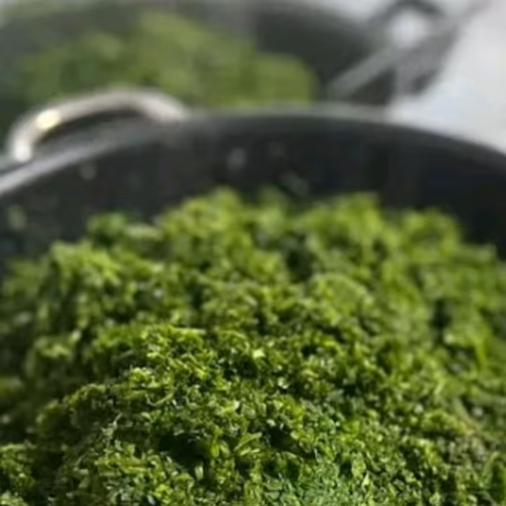 سبزی قرمه سرخ شده درنایلون زیپ کیپ