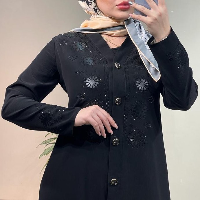 مانتومجلسی سایز بزرگ کریشه خنک سایز 50 52موجود