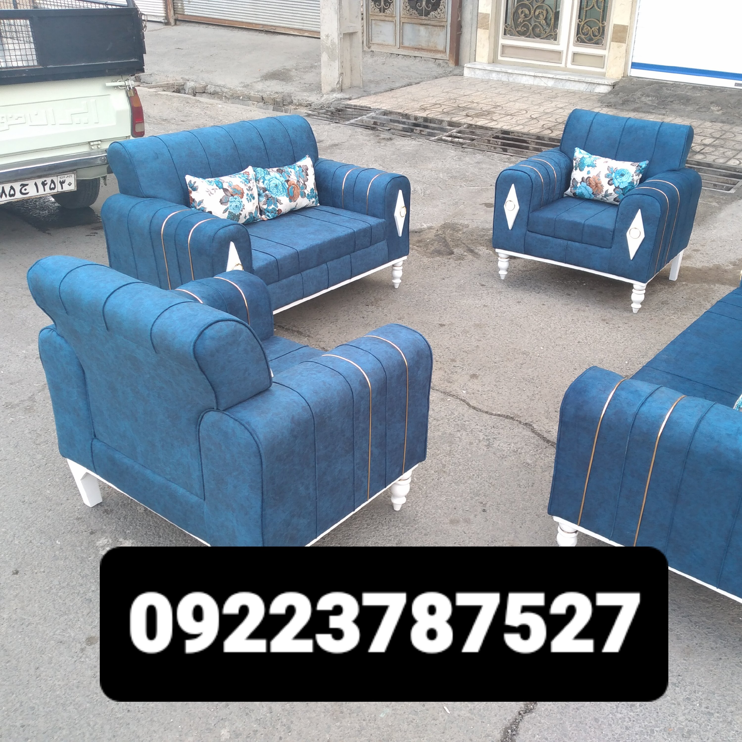 مبل راحتی اسکارلت پارچه مسکو کف فوم سرد
