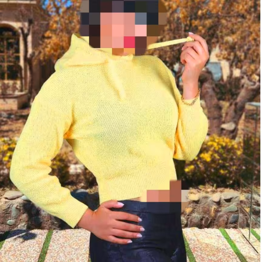 بلوز کراپ بافت کلاه دار  ارسال رایگان