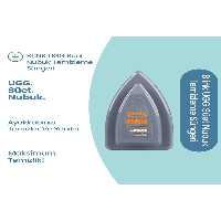 مراقبت کفش UGG . اسفنج از کفش. Blink